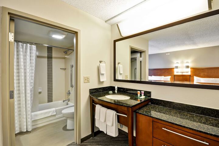 Room 18 of 41