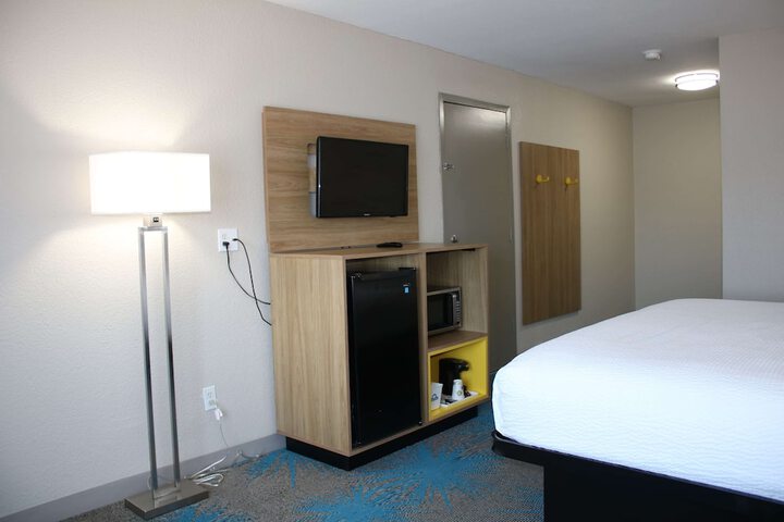 Room 12 of 55