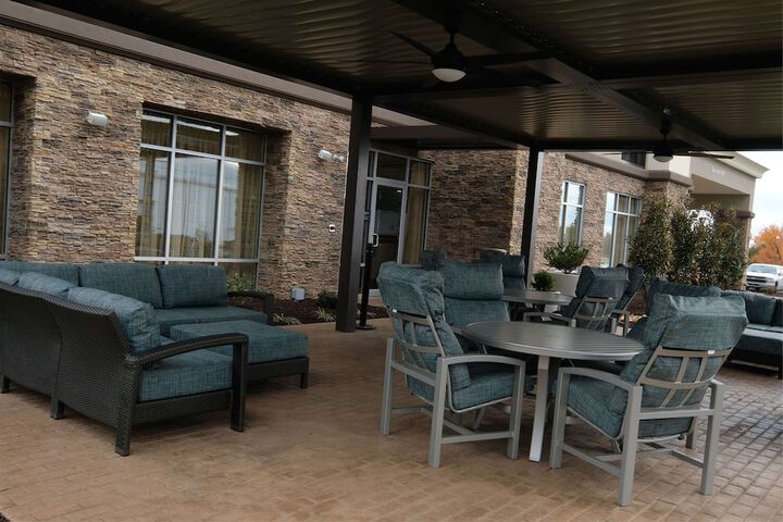 Terrace/Patio 18 of 19