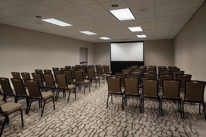 Sheraton Grand Sacramento Hotel