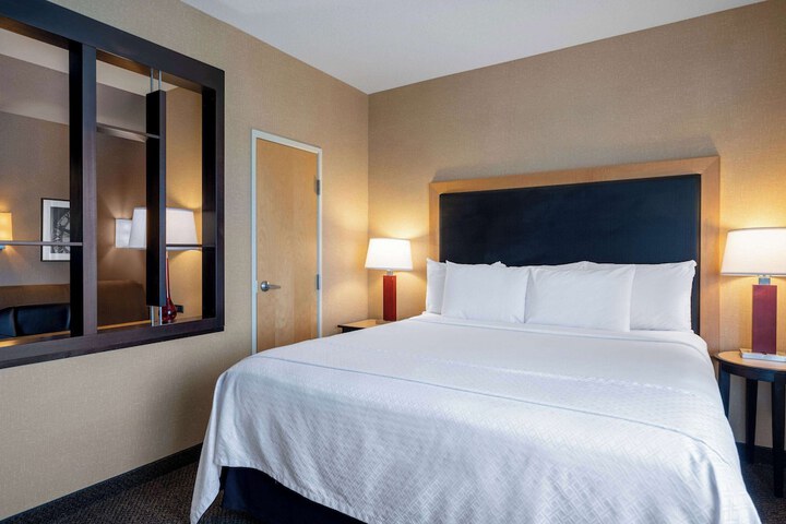 Wyndham Noblesville