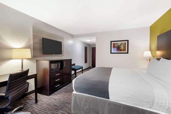 Best Western Magnolia Inn & Suites