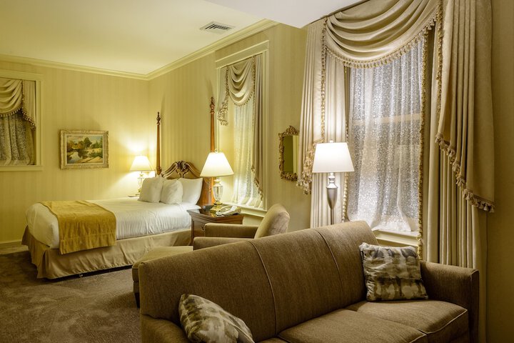Room 19 of 40