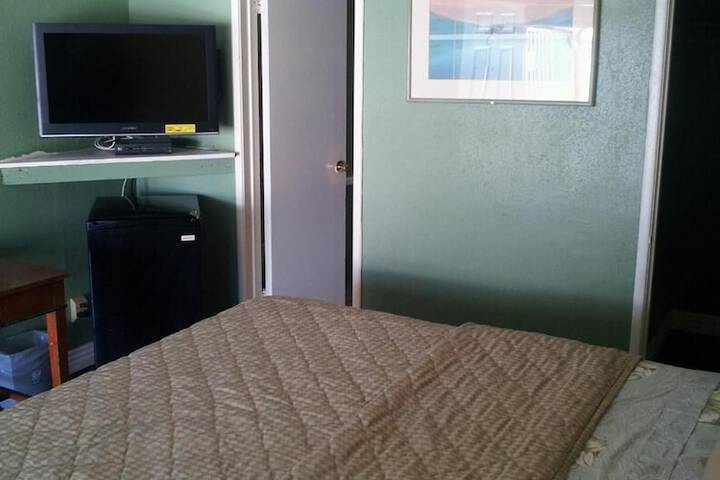 Room 19 of 54