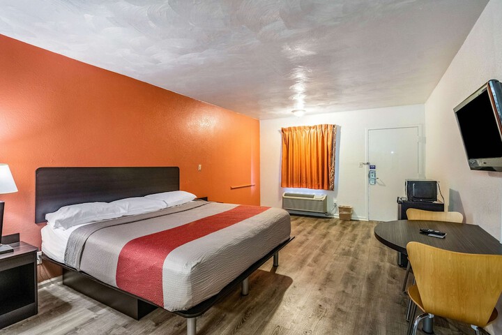 Motel 6 Portsmouth VA