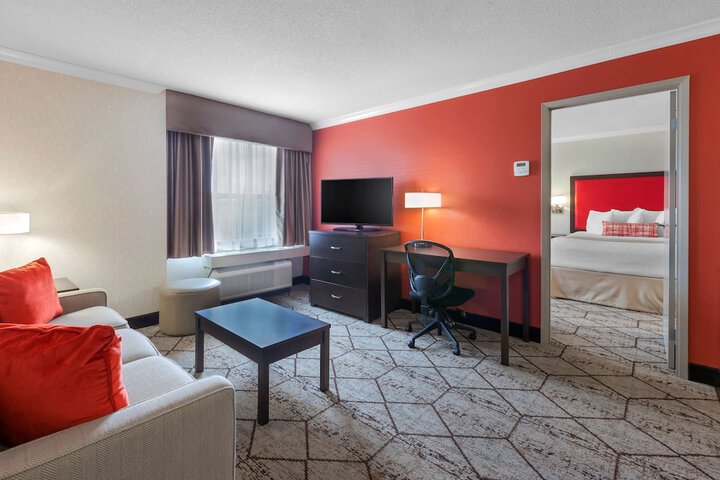 Room 30 of 50