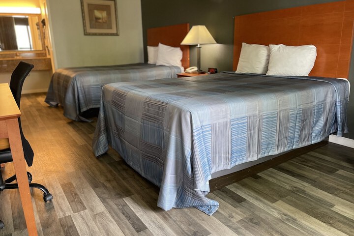 Room 26 of 37