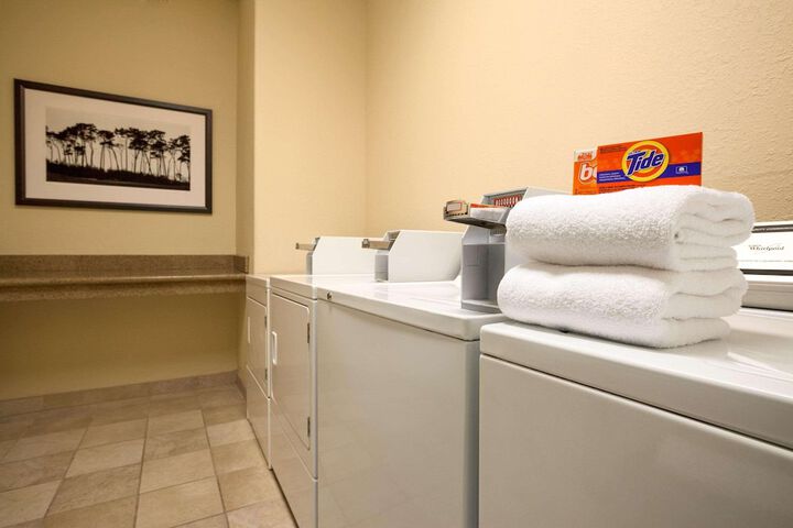 Country Inn & Suites by Radisson Murrells Inlet, SC
