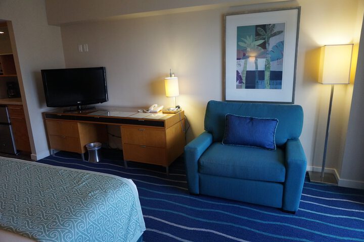 Room 32 of 84