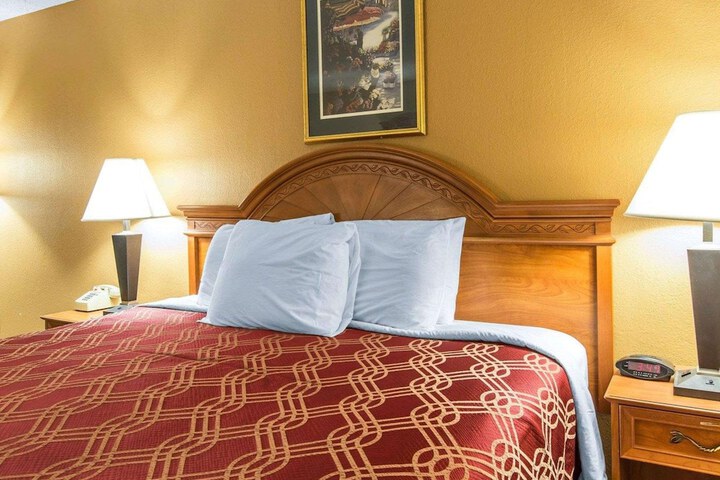 Econo Lodge Dalton West
