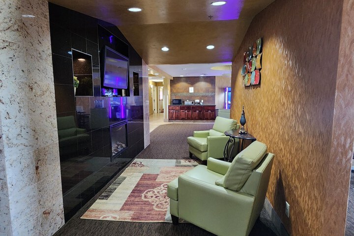 Hotel Interior 25 of 85