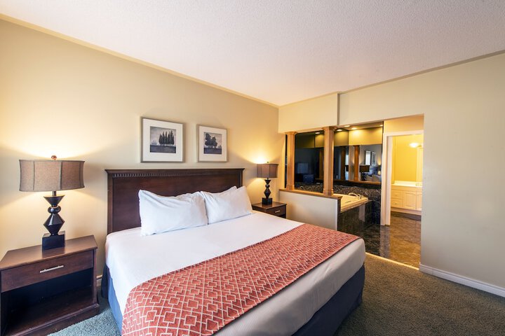 Georgian Bay Hotel Trademark Collection by Wyndham