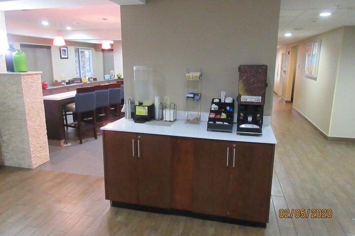 Breakfast/Coffee Service 37 of 41