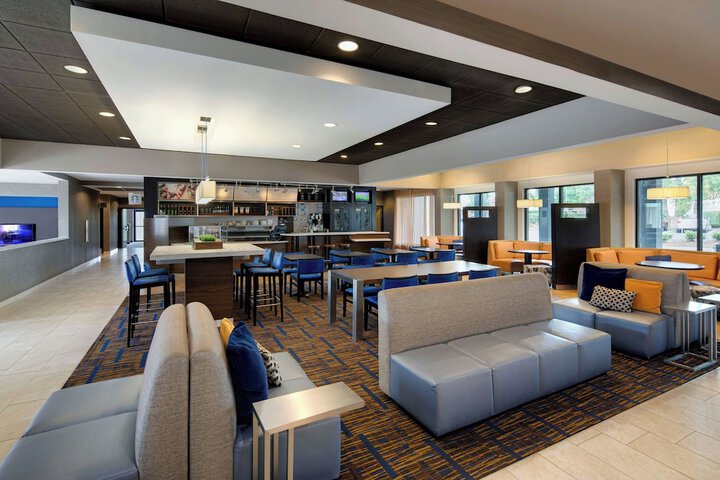 Courtyard by Marriott Atlanta Marietta / I-75 North