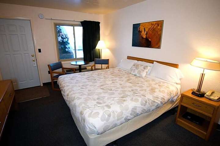 Room 9 of 17