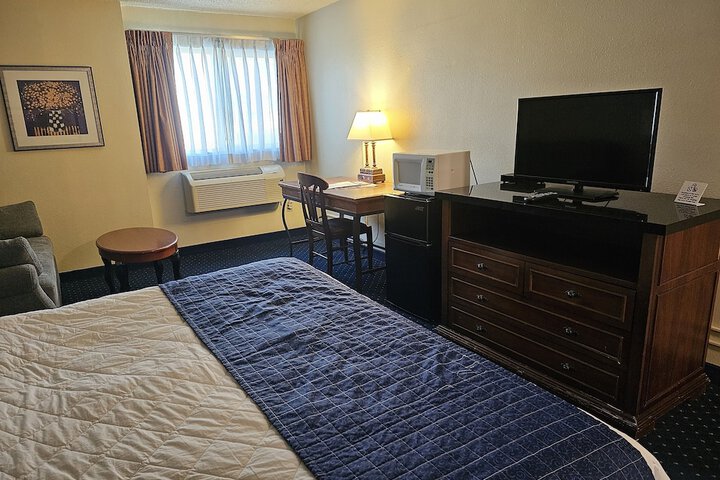 Room 26 of 66