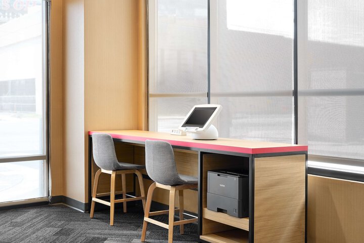 Business Center 28 of 28