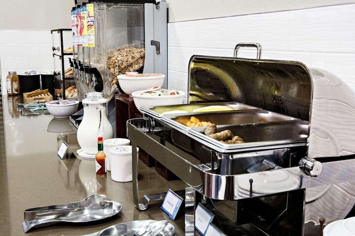 Country Inn & Suites by Radisson Harrisburg West Mechanicsburg