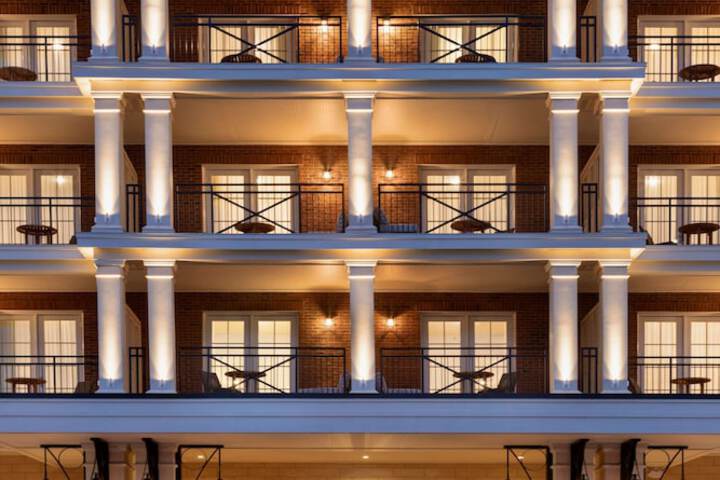 Hotel 8 of 130