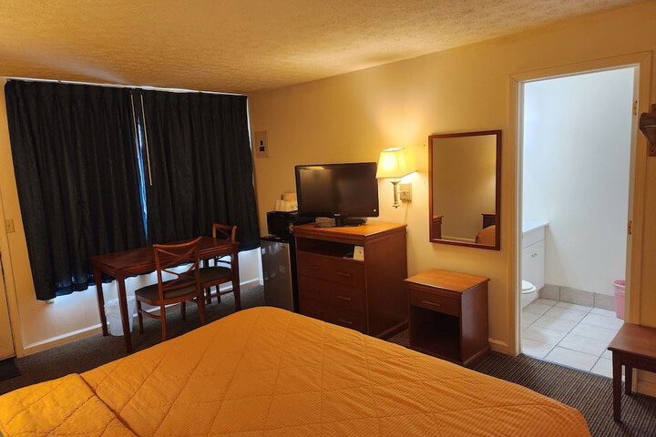 Room 17 of 56