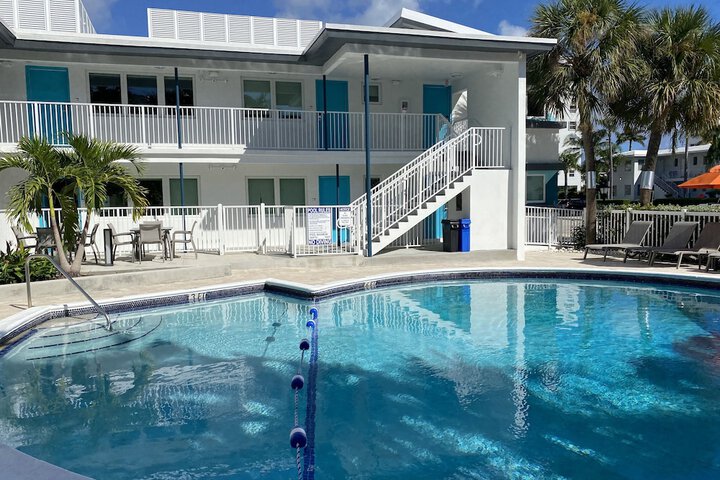 Pool 10 of 81