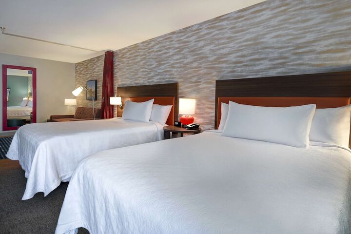 Home2 Suites by Hilton Wichita Downtown Delano