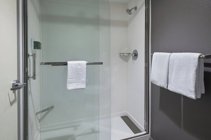 Courtyard by Marriott Norwalk