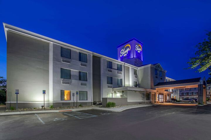 Hotel 4 of 48