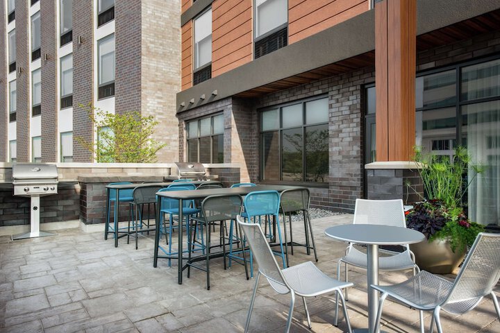 Terrace/Patio 37 of 39