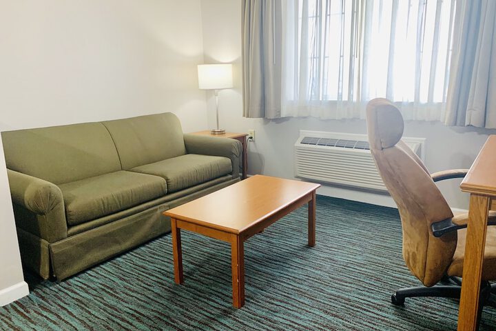 Room 19 of 25