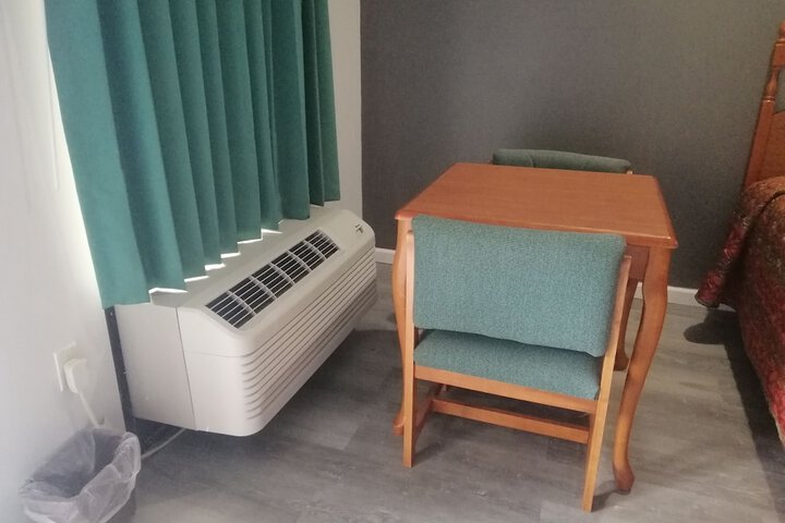 Room 19 of 22