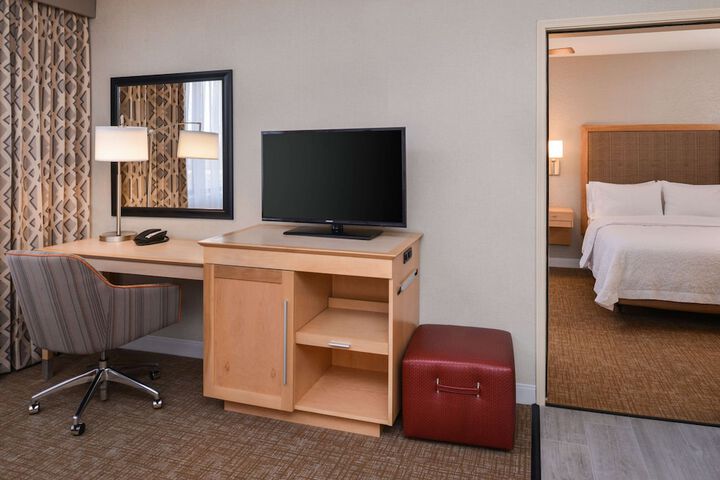 Room 22 of 42