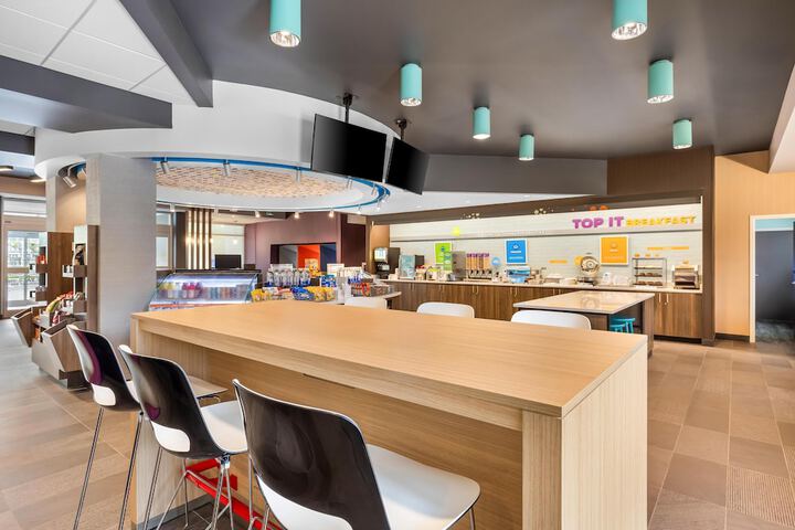 Tru by Hilton Middleburg Heights Cleveland Airport