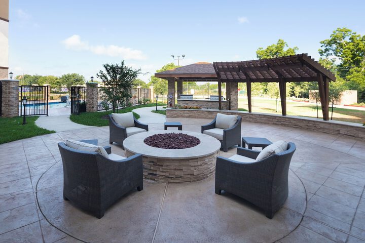 Staybridge Suites Lake Jackson by IHG