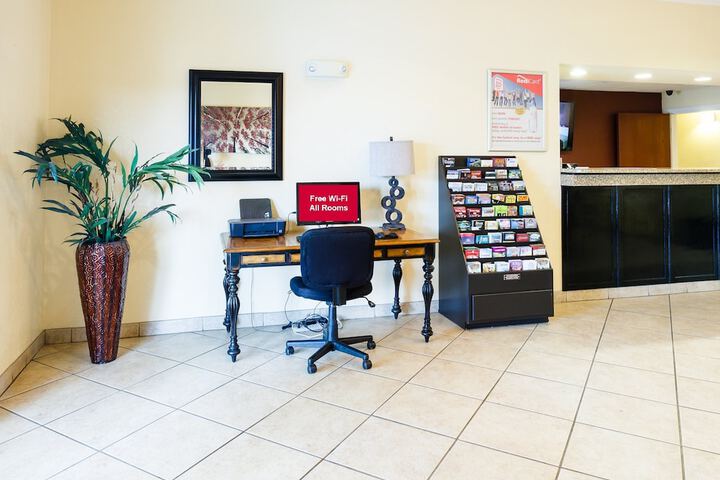 Red Roof Inn PLUS+ Danville KY