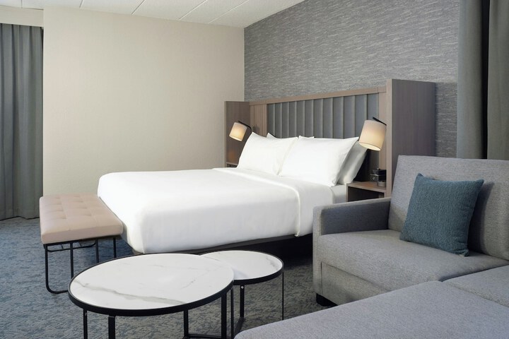 Renaissance Framingham Hotel & Conference Center