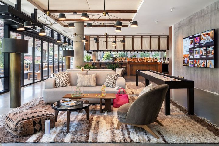 Hotel Interior 10 of 39