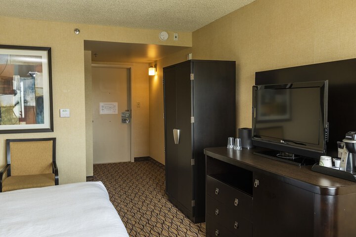 Holiday Inn Sydney - Waterfront by IHG