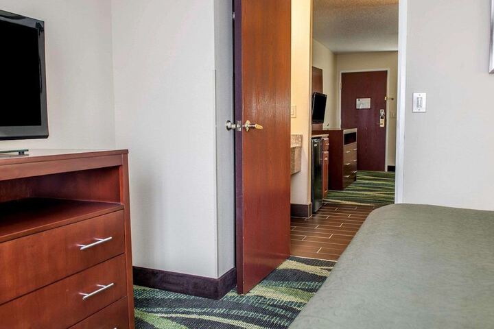 Room 22 of 44