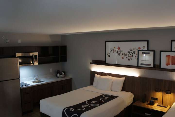 Room 16 of 26