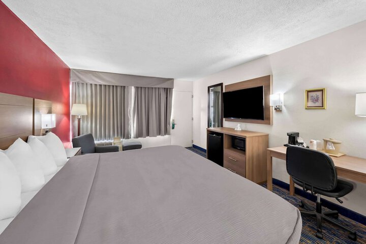 Room 22 of 41