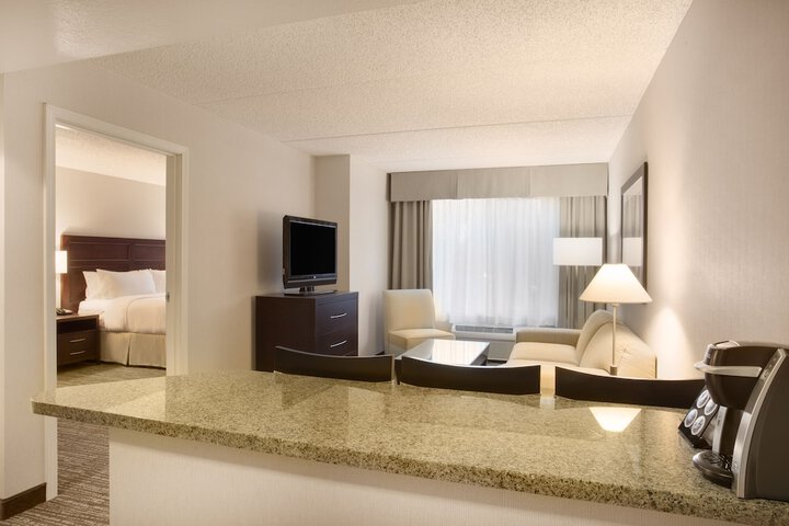 Room 29 of 61