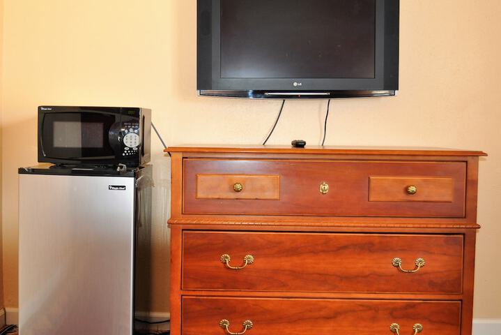 Room 12 of 23