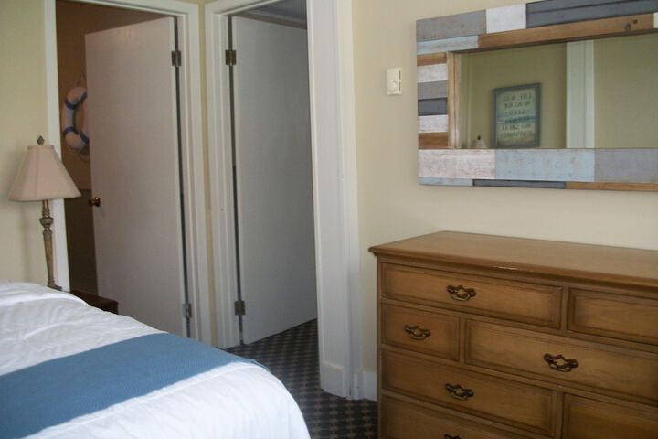 Room 56 of 109