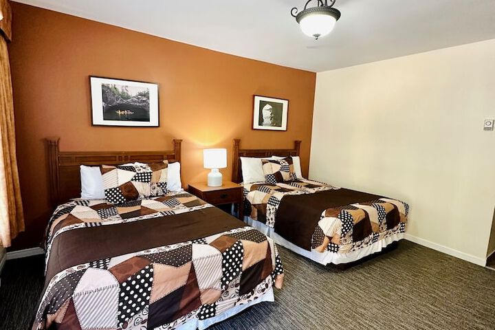 Room 16 of 31