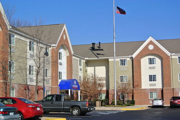 Hotel 5 of 36