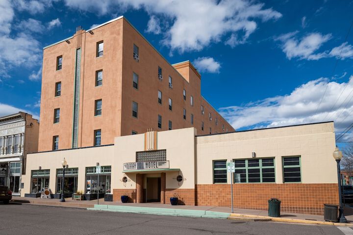 Murray Hotel