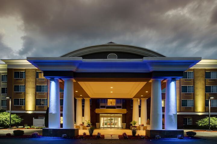 Hotel 5 of 44