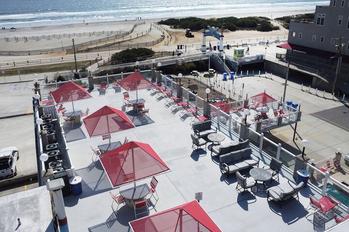 Matador Oceanfront Resort
