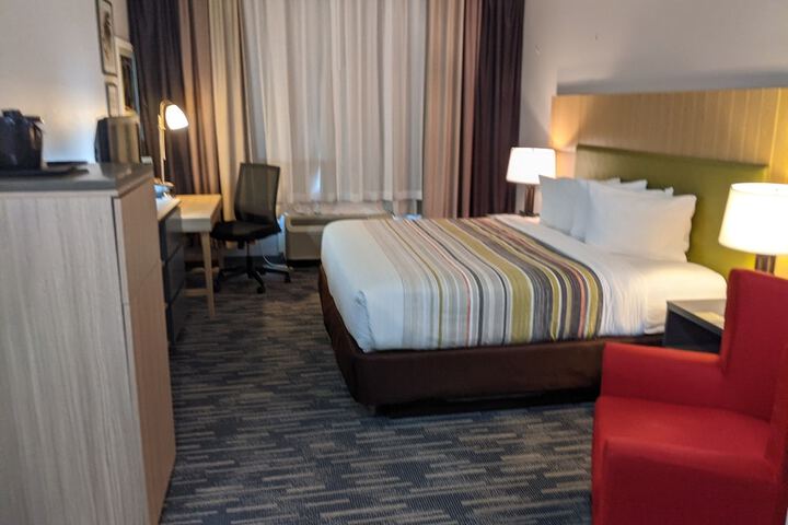 Room 26 of 37